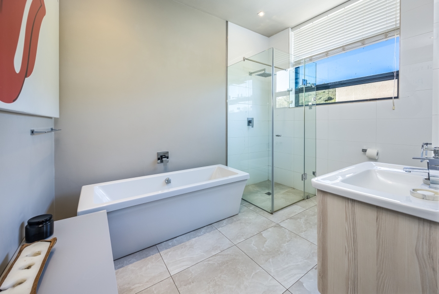 3 Bedroom Property for Sale in Stellenbosch Farms Western Cape